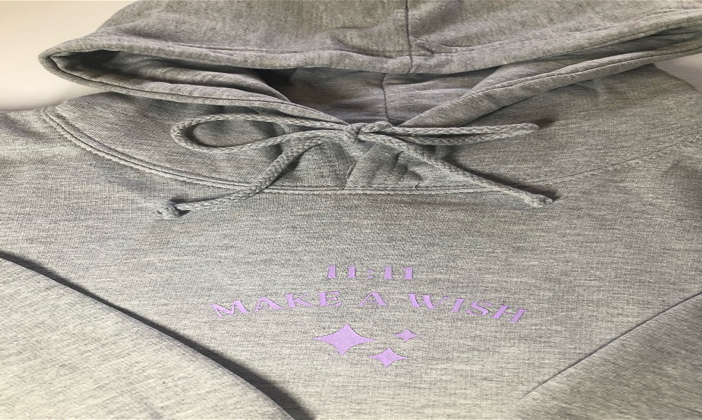 Hoodie complete up close
